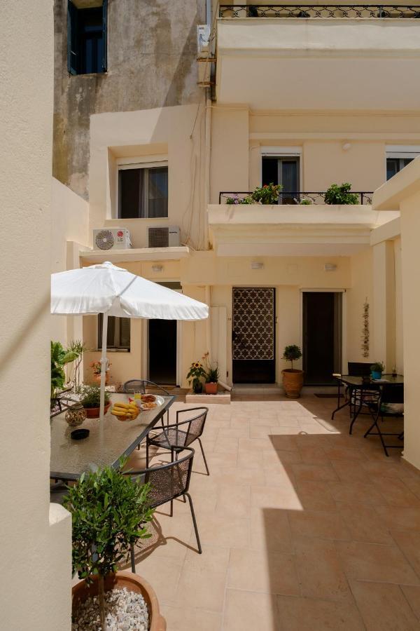 Home With Courtyard In Beating Heart Of Old Town! Chania  Zewnętrze zdjęcie
