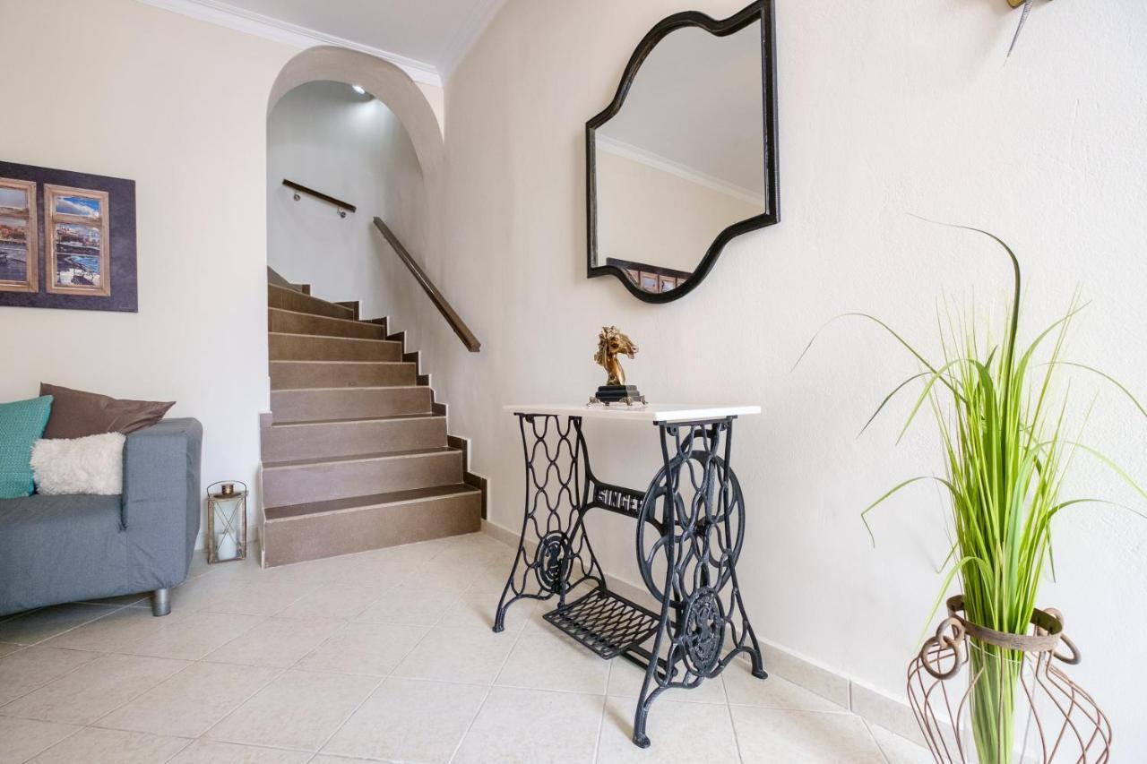 Home With Courtyard In Beating Heart Of Old Town! Chania  Zewnętrze zdjęcie