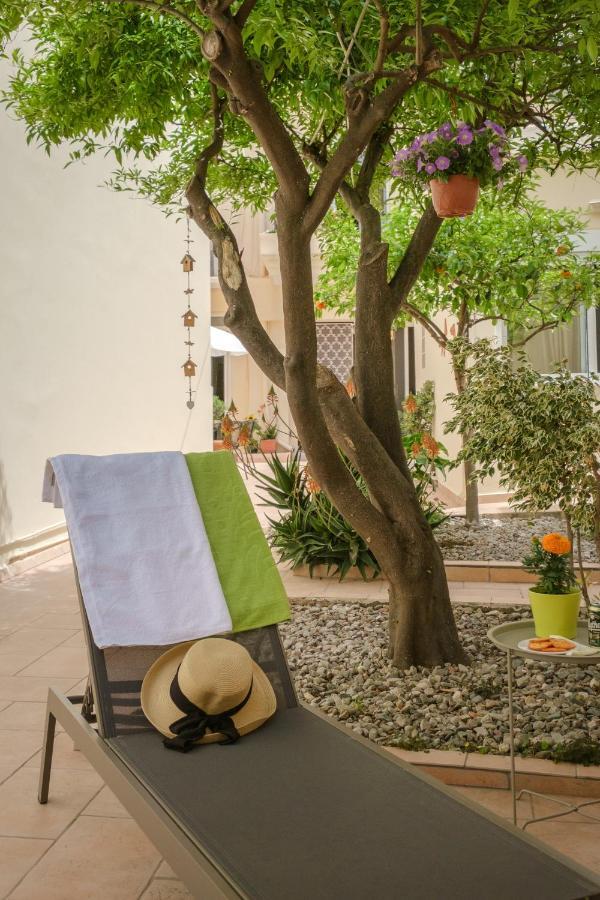 Home With Courtyard In Beating Heart Of Old Town! Chania  Zewnętrze zdjęcie