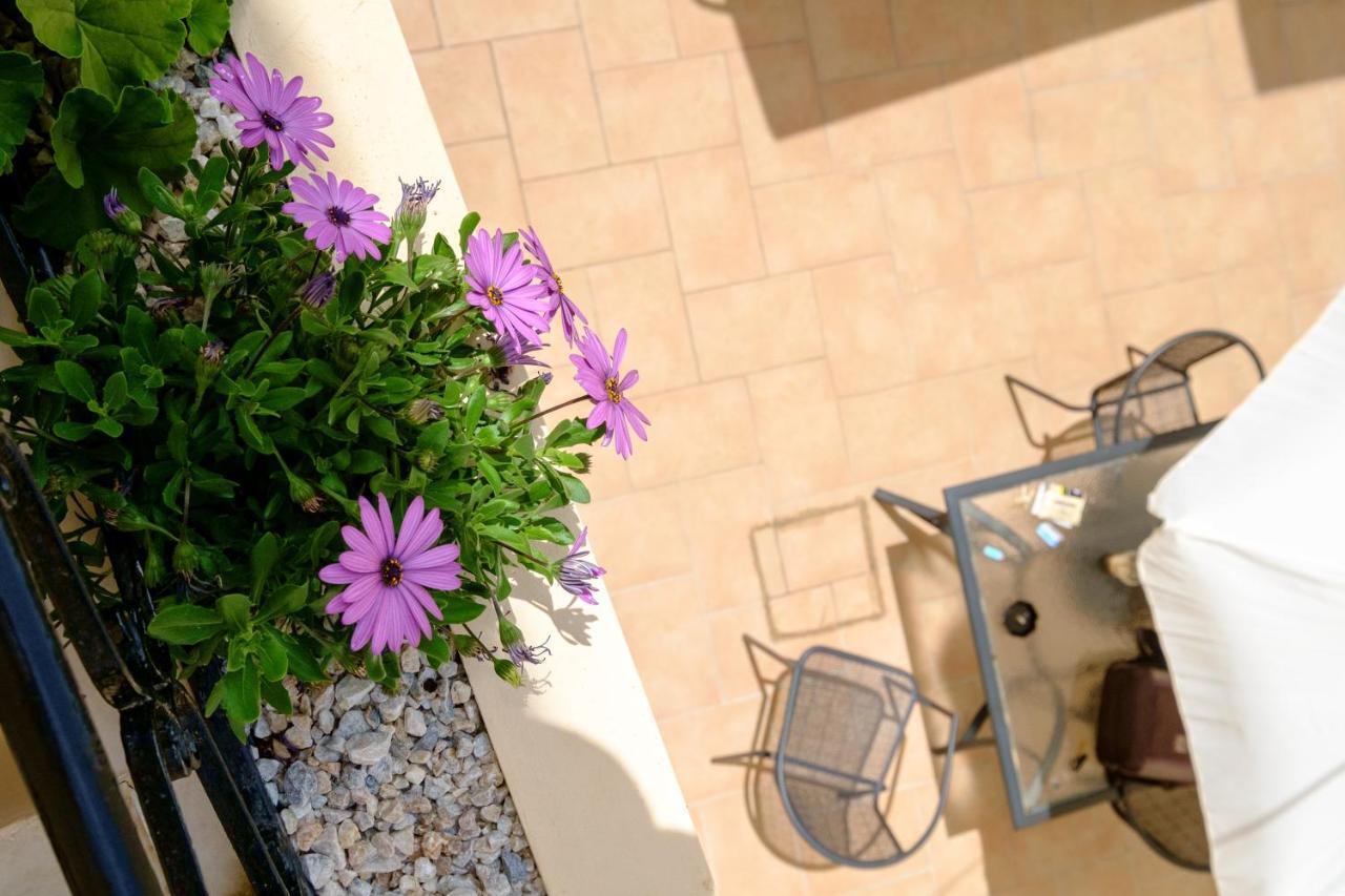 Home With Courtyard In Beating Heart Of Old Town! Chania  Zewnętrze zdjęcie