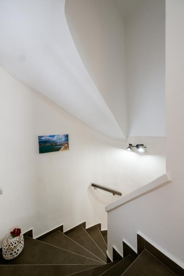 Home With Courtyard In Beating Heart Of Old Town! Chania  Zewnętrze zdjęcie
